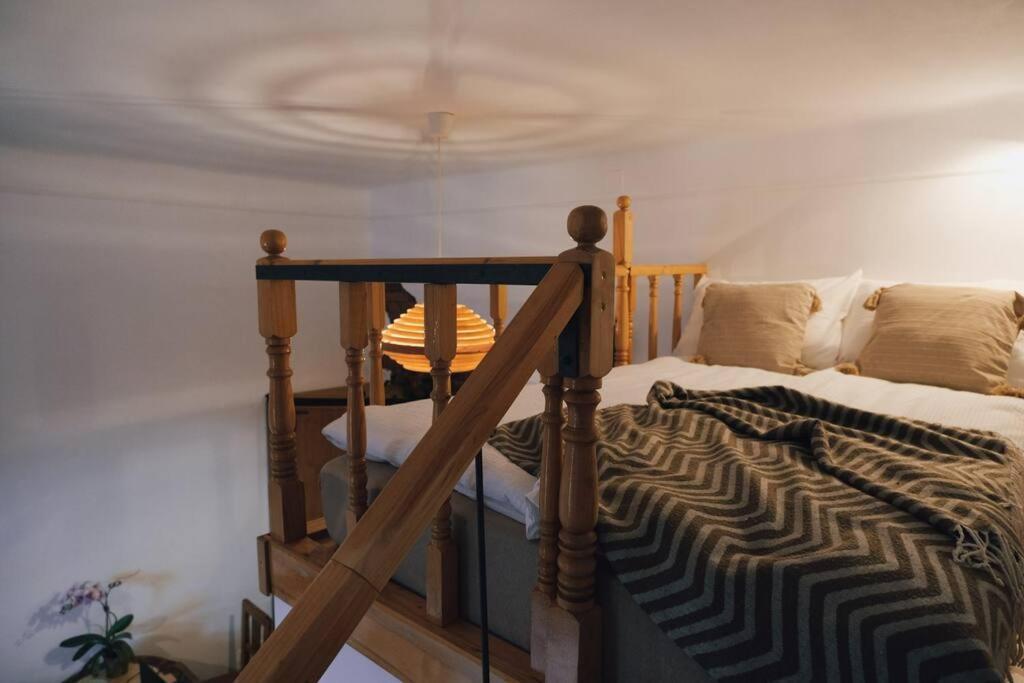 Vista Studio Brasov In The Heart Of The Old City Center Luaran gambar